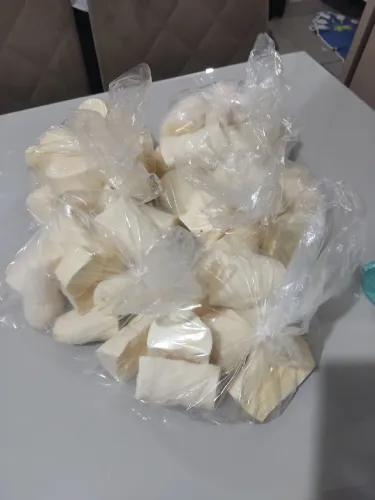 Vendo mandioca fresquinha da amarela