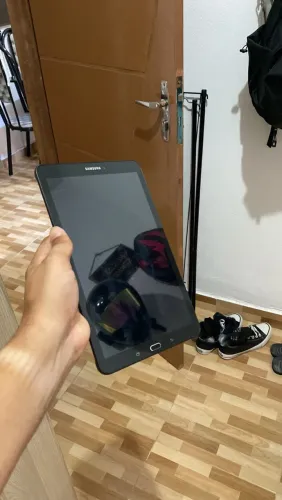 Galaxy tab E troco num celular