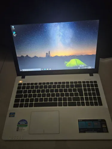 Notebook Asus x550c - i3