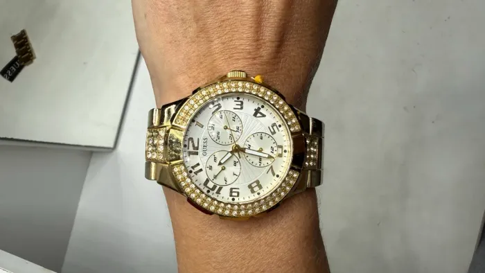 Relógio Guess Original Feminino Dourado e Prata com Pedrarias