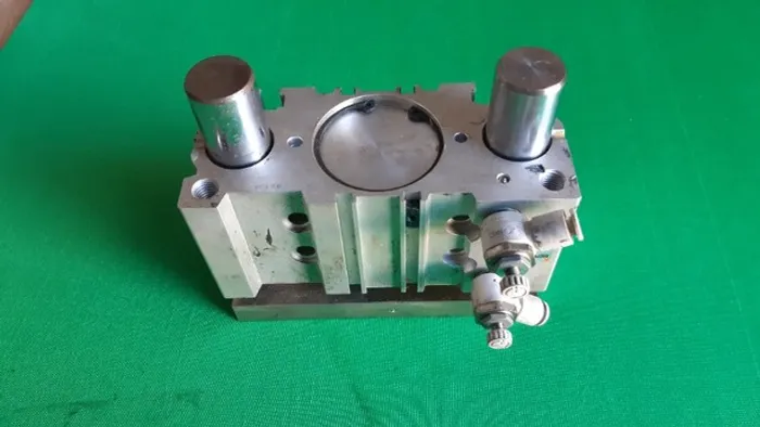 Cilindro Pneumático SMC Mgpm50 - 25