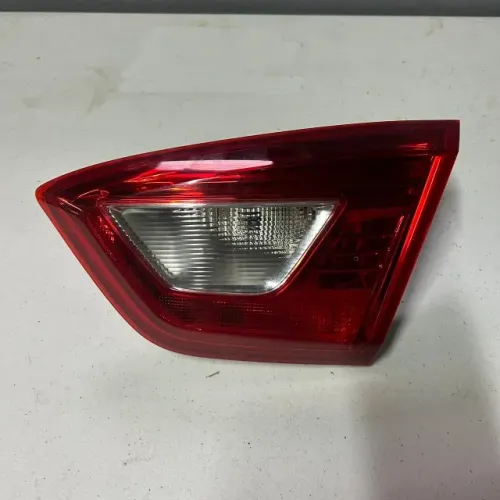 Lanterna Traseira Porta Malas Cruze Sedan 16/17 Original Lado Direito