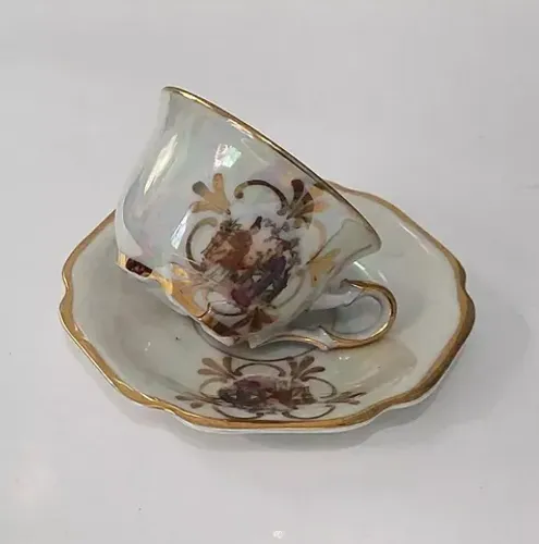 Antiga Xícara Para Café Em Porcelana Mauá