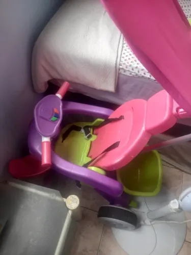 Carrinho de bebê tipo motinha