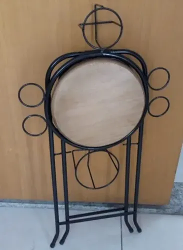 Petisqueira portátil rústica Ferro