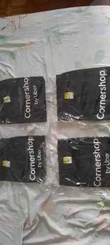 4 Camisas da Corneshop/ Uber. Tamanho GG.