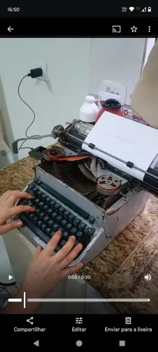 Máquina de datilografar Remington. Funcionando 