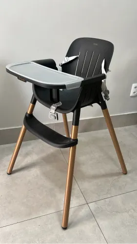 Cadeira de Alimentação Poke Burigotto 