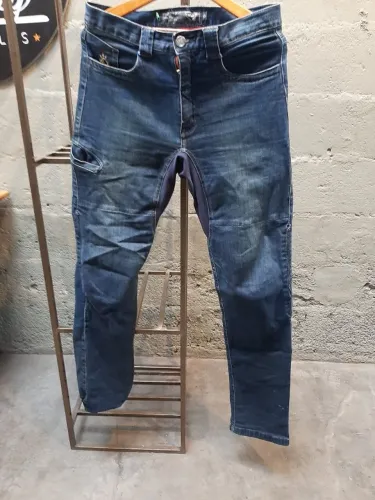 Calça Jeans  Azul com porteção - tamanho: 40 - marca: HLX orginal Brand modelo: HLX - 2787