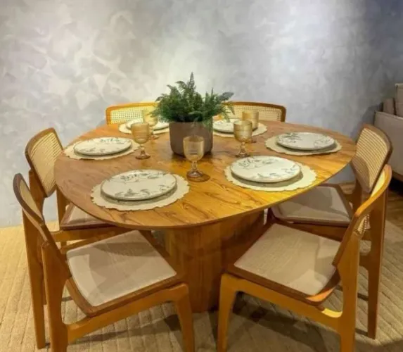 Mesa de jantar orgânica oval 6 cadeiras