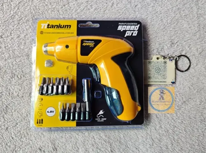 Parafusadeira Titanium Sem Fio 4.8v Elétrica Bivolt Recarregável c/ Lanterna