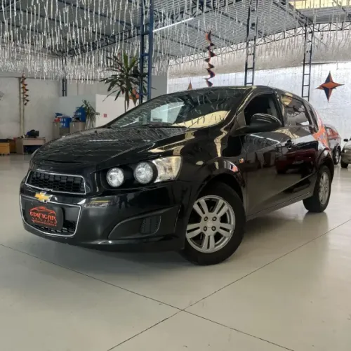Chevrolet Sonic 1.6 LT 2014 - Entrada + Parcelas a partir de R$ 899