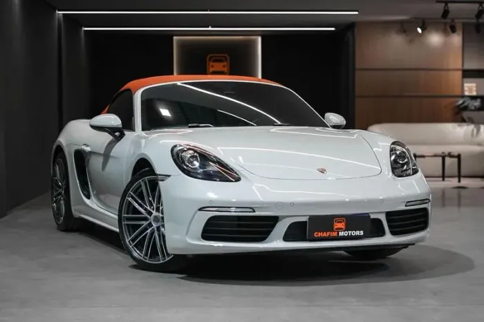 PORSCHE BOXSTER 718 2024