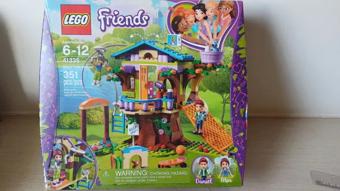 LEGO Friends - Mia's Tree House 41335