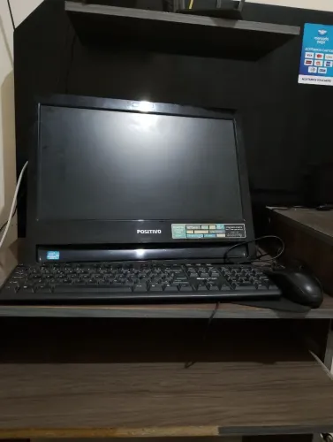 Computador, mouse e teclado