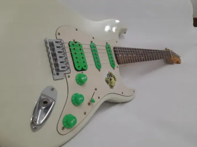 Guitarra Squier Califórnia Captação Steve Vai DP 159 Na Ponte  ( Não Envio - Não Troco )