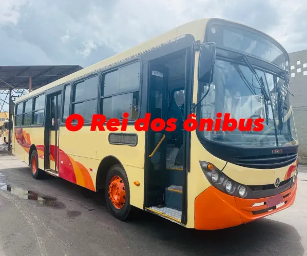 Ônibus urbano : Caio Apache Vip