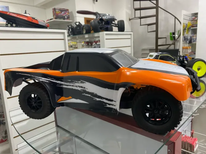 DHK Hunter