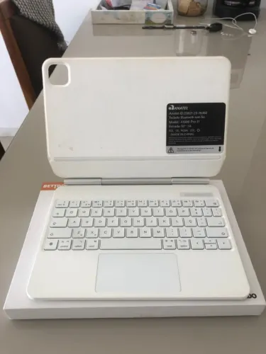 Teclado Smart Keyboard para iPad Pro 11