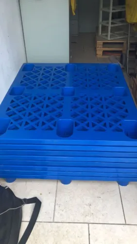 Palete Plástico Azul Resistente para Carga