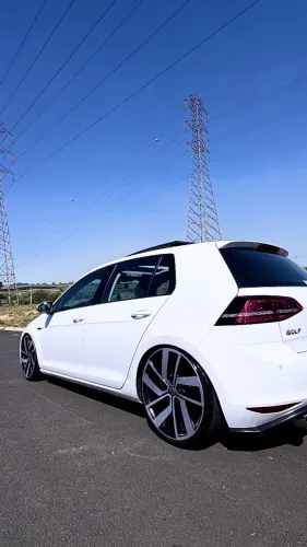 Volkswagen Golf Highline 1.4 TSI 140cv Aut. 2015