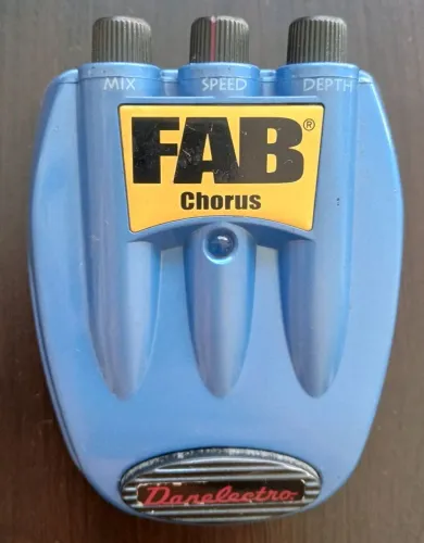 Pedal Danelectro FAB Chorus 
