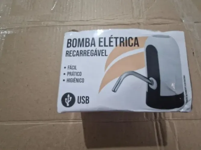 Bombinha Eletrica Usb Para Galão 5 10 20 Litro Recarregável Cor Preto com Branco