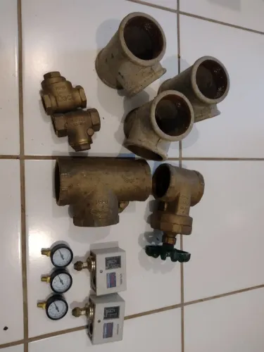 Conexões válvula pressostato manômetro