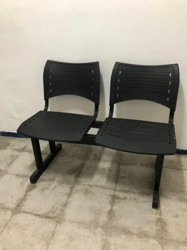 Cadeiras longarinas dupla  