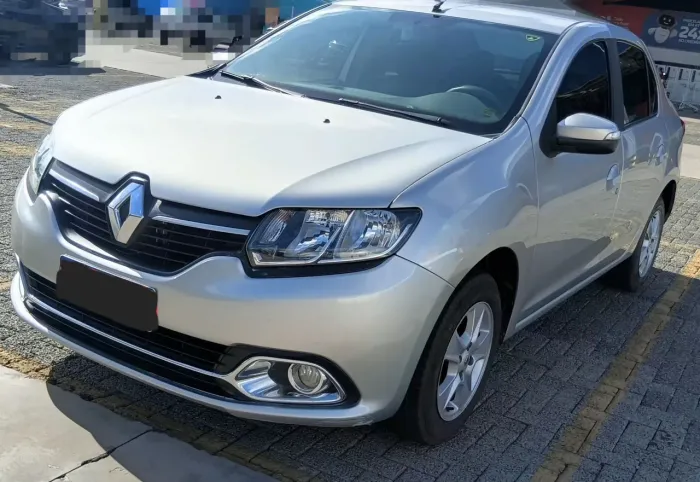 Renault Logan Dynamique Hi-flex 1.6 8V 4P 2015