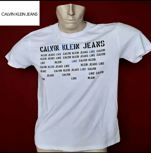 Camiseta Calvin Klein branca (Nova)