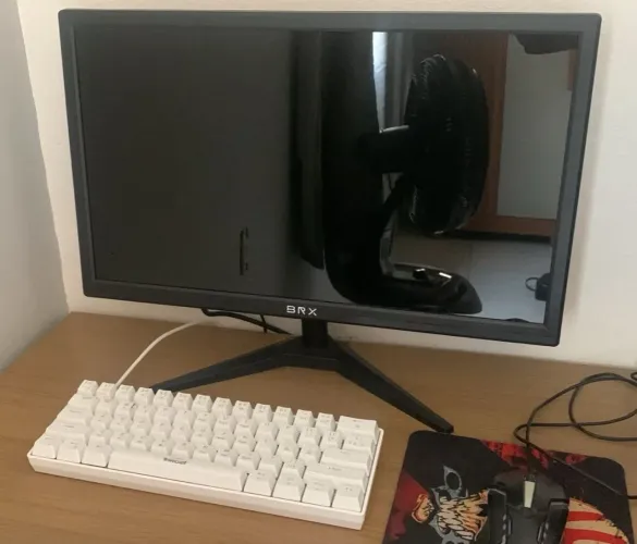 Vendo pc com monitor