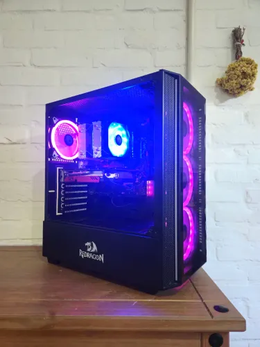 PC Gamer / Ryzen 5 4500 / RTX 2060 Super 8GB / 16GB RAM / SSD 00GB / Fonte 600W