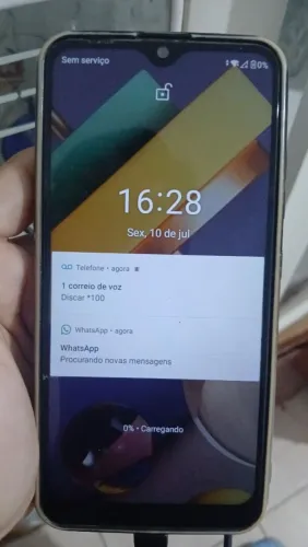 Vende-se celular ? lg k22<br>Com defeito na bateria <br>Tem que trocar a bateria