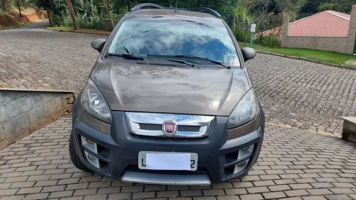 Fiat Idea Adv./ Adv.lock.dualogic 1.8 Flex 5P 2011