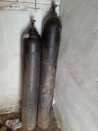 2 Cilindros Industriais de Gás SAWHILL - 10 m³ e 8 m³ - Grande Porte