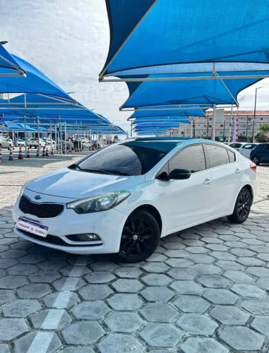 Kia Motors Cerato 1.6 16V Flex Aut. 2014