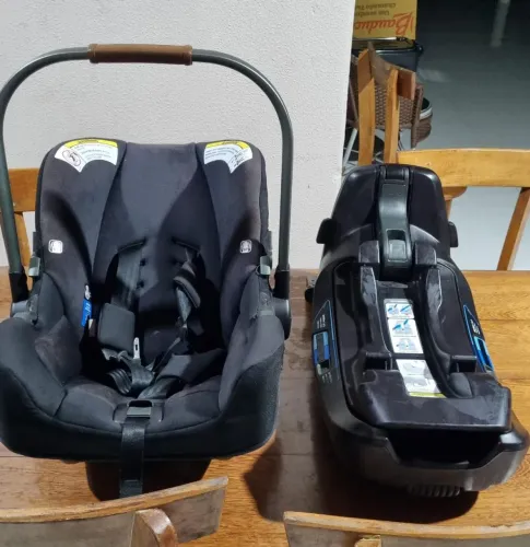 Bebê conforto Nuna Pipa Rx + Base RELX