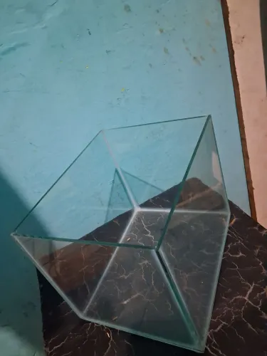 Aquário 25x20x20(10litros)