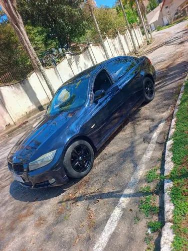 BMW 320I A 2010