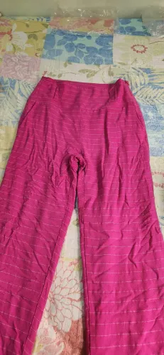 Vestidos, calças e macacão 