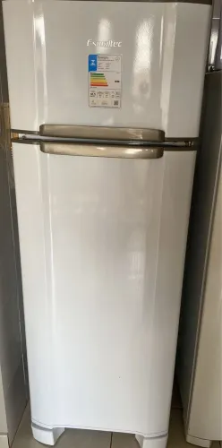 Geladeira frost free 276L