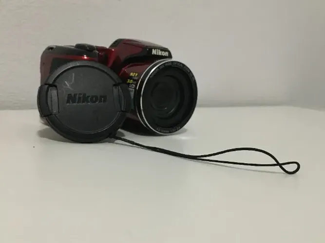 VENDO - Câmera Nikon Coolpix L810 Vermelha 
