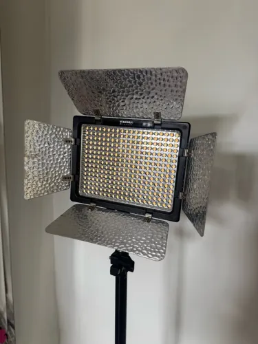 Placa de Led Youngnuo 300