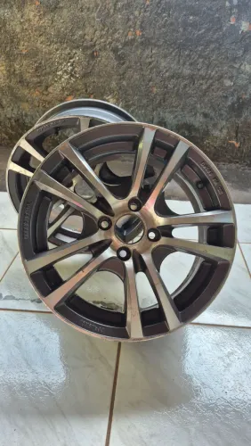 Jogo de Rodas Esportivas Superspeed Aro 15 - 4x100 - 15x6½JJ