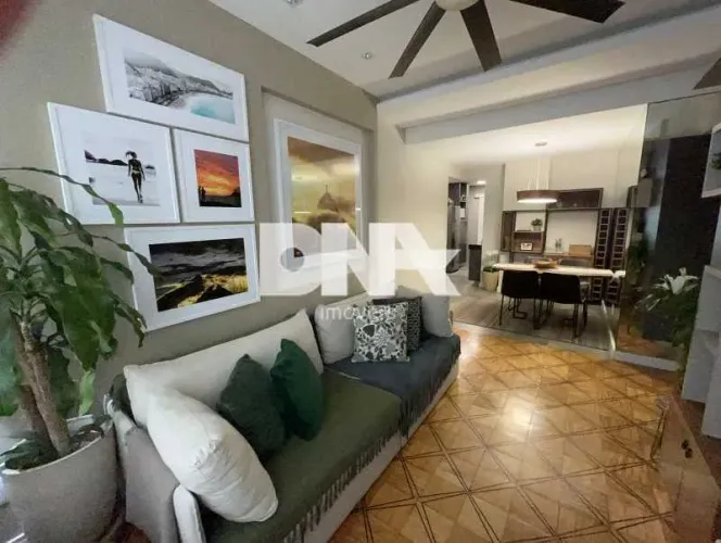 Apartamento - / Residencial / Copacabana