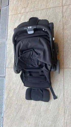 Carrinho Maxi-Cosi Lara² Ultra Compacto - Leve, Prático e Ideal para Viagens