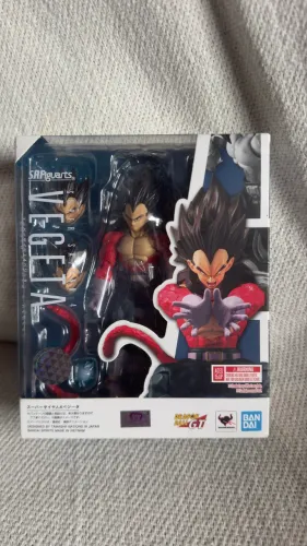 "S.H.Figuarts Super Saiyan 4 Vegeta - Dragon Ball GT - Original Bandai"