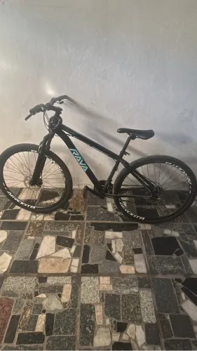 Bicicleta RAVA aro 29