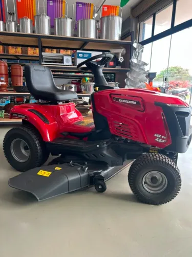 Trator Cortador de Grama Kawashima MTK 42160
